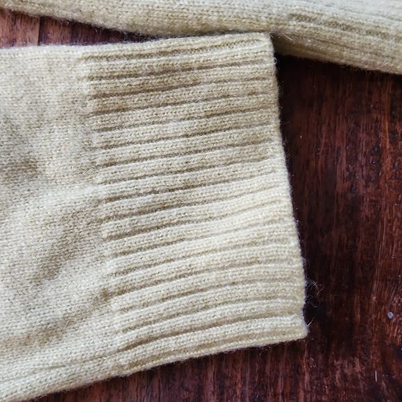 Garnet Hill Cashmere Turtle Neck - Picture 4 of 4